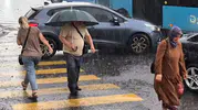 Tekirdağ Süleymanpaşa’da yağmur trafiği kilitledi