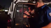 Bursa sokaklarında gece kavgası kameralara yansıdı