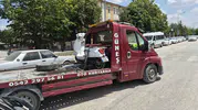 Eskişehir’de dikkatsiz manevra motosikletliyi hastanelik etti