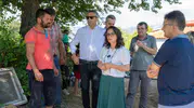Menteşe’de korkutan yangın sonrası Başkan Köksal aileyle bir araya geldi