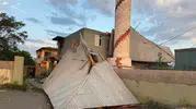 Iğdır’da şiddetli fırtına caminin çatısını yerinden söktü