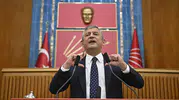 Siyaset gündemini sarsan ayrılık: Özgür Özel CHP’den istifa etti, yeni yol haritasını çizdi