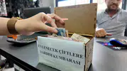 Rize’de bir esnaf evlenecek gençlerin yükünü hafifletiyor