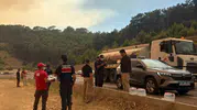 Yangın bölgesinde Kızılay ekipleri yemek dağıtımına başladı