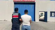 Afyonkarahisar’da aranan uyuşturucu taciri jandarma operasyonuyla yakalandı