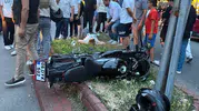 Ereğli trafiğinde motosikletli kuryeye otomobil çarptı