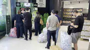 Plastik şişeleri geri getirip para kazanma dönemi başladı