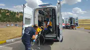 Sivas yolunda iki araç çarpıştı 8 kişi hastanelik oldu