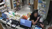 Mersin'de eczaneyi yağmalayan kadın tutuklandı