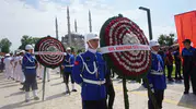 Kırkpınar Ağası Selimiye Meydanı’nda çiçeklerle karşılandı
