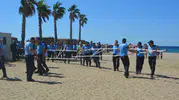 Sarımsaklı plajlarında şezlong operasyonu başladı