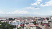 F-16'lar Erzurum semalarında tarihi gün için havalandı