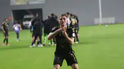 Altay’da yaprak dökümü sürüyor İbrahim Kıravi de ihtar çekti