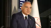 Çingene Kızı mozaiğinin kayıp parçası evine döndü