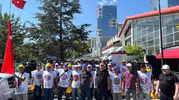Doruk Madencilik işçileri ödenmeyen maaşları için şirket kapısına dayandı