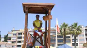 Kuşadası sahillerinde denize girenler için cankurtaran uyarısı