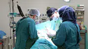 Sivas’ta şah damarı ameliyatında riskli hastaya lokal anestezi yöntemi