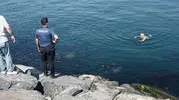 Avcılar sahilinde intihar girişimi denize düşüşle bitti