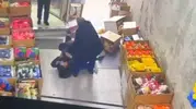 Şanlıurfa'da müşteri kapma kavgası kameralara yansıdı