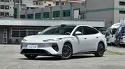 BYD’nin yeni sedanı tek şarjla 900 kilometreden fazla gidiyor