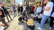 Yüksekova caddesinde fenalaşan vatandaşa çevredekiler ilk müdahaleyi yaptı