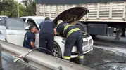 Sanayiden çıkan aracın 10 dakika sonra motoru alev aldı