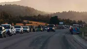 Bilecik'te orman yangını ulaşımı kesti