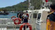 Fethiye açıklarında teknede fenalaşan çocuk için acil tahliye operasyonu