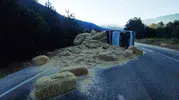 Bolu Mudurnu yolunda iki kamyon çarpıştı
