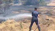 Didim’de alevler evlere sıçramadan söndürüldü