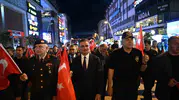 Erzurum sokaklarında 107 yılın bağımsızlık ateşi yandı