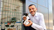 Denizli sokaktaki dostları için dijital takip sistemine geçti