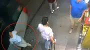 Sirkeci'de tramvay yolu üzerindeki tehlike büyüyor