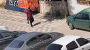 Malatya sokaklarında tüfekli dehşet anları
