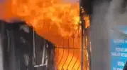 Beşiktaş sokaklarında yangın paniği