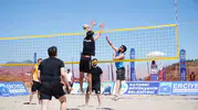 Erciyes Dağı zirvesinde alışılmadık plaj voleybolu turnuvası