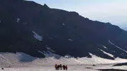 İnegöl ekibinden Erciyes zirvesinde 15 Temmuz anması