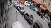 Sultangazi’de kuryeyi havaya uçuran kaza kamerada