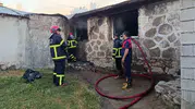 Tır sürücüsü 22 kişilik aileyi uykusunda ölümden döndürdü