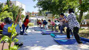 Antalya'da kadınlar güne sporla enerji depolayarak başlıyor