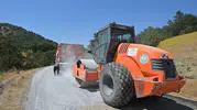Gördes’te 10 kilometrelik kritik yol yenileniyor