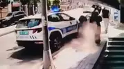 Fatih’te polis aracı kontrolden çıktı 3 kişi yaralandı