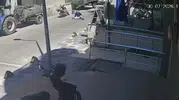 Kuşadası sokaklarında dehşet anları Tartıştığı kişiyi bıçaklayarak öldürdü