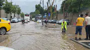 İstanbul sağanağa teslim oldu Çırağan Caddesi su altında kaldı