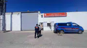 Kocaeli’de aranan iki hükümlü yakalanarak cezaevine gönderildi