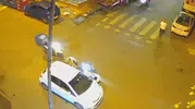 Bahçelievler'de dikkatsiz otomobil sürücüsü kazaya davetiye çıkardı