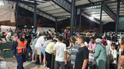 Seydikemer yangınında halk ve firmalar ekipler için seferber oldu