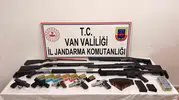 Van'da silahlı yağma operasyonu 800 hayvan kurtarıldı
