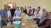 Gördes Beğel Mahallesi'nde geleneksel köy hayrı binlerce kişiyi buluşturdu