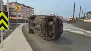 Bakırköy'de direksiyon hakimiyetini kaybeden sürücü kaza yaptı
